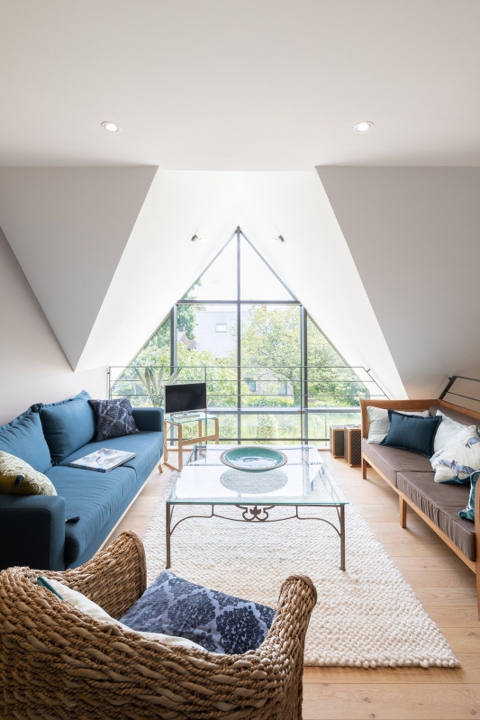 Transparence habitée