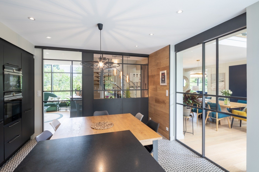 Transparence habitée